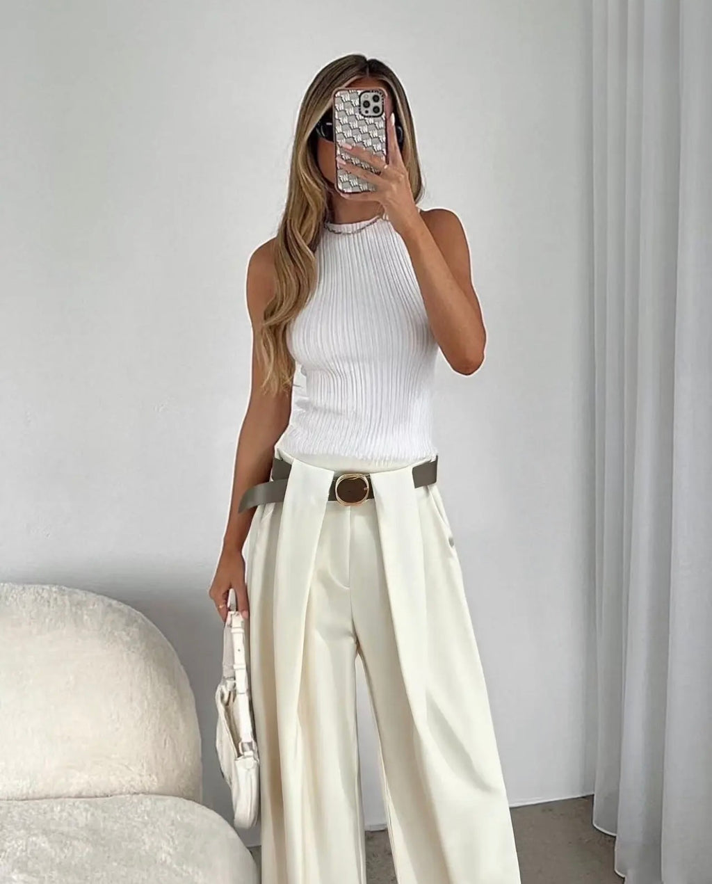 Elegante Stoffhose mit Gürtel