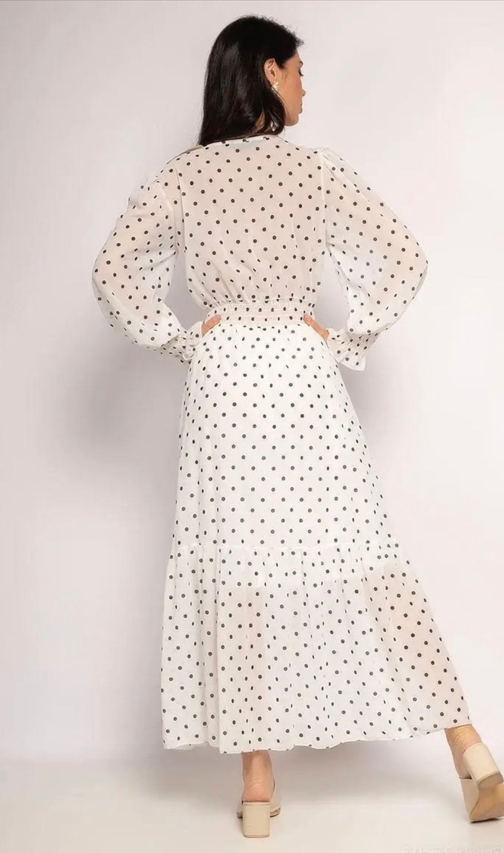 Maxikleid mit Punktemuster