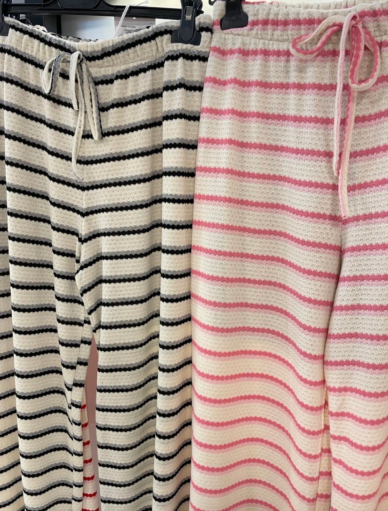 Strickset mit Streifen
