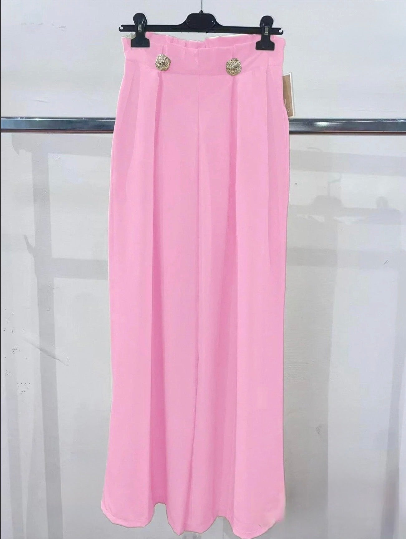 Elegante Hochgeschnittene Stoffhose mit Juwelenknöpfe