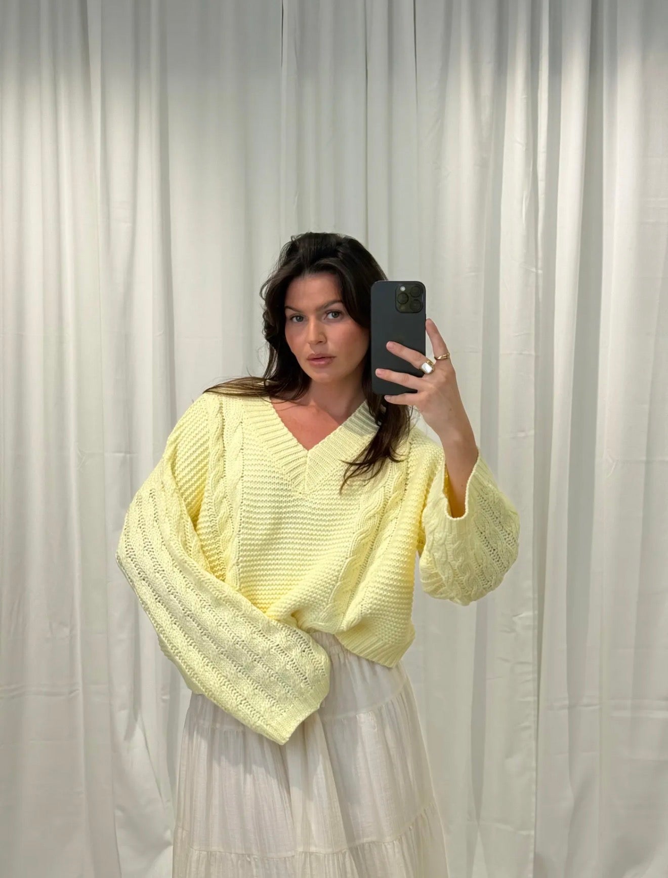 Strickpullover mit Zopfmuster & V-Ausschnitt Sara